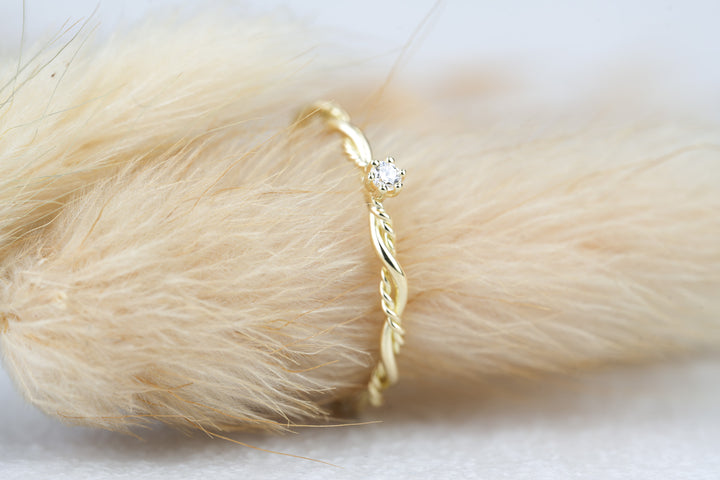 Verlobungsring Gold Filou Vintage mit Diamant