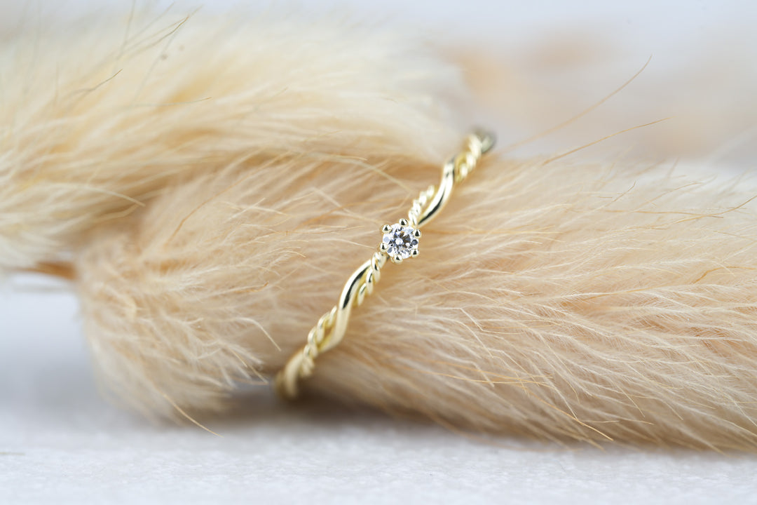 Verlobungsring Gold Filou Vintage mit Diamant