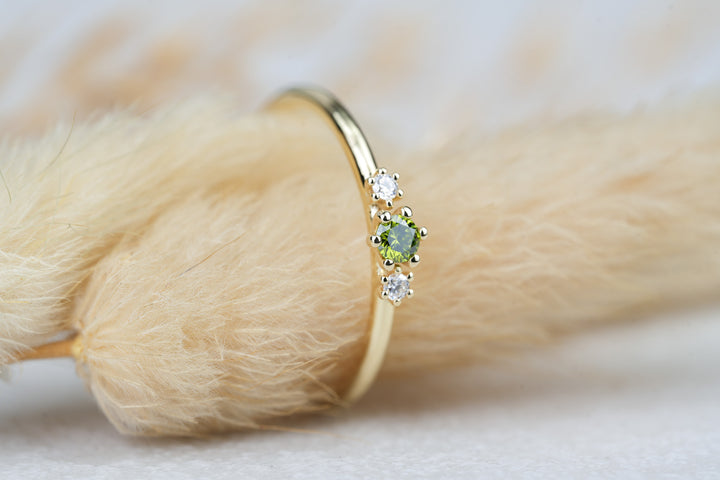 Verlobungsring Trio Gold grüner natürlicher Diamant