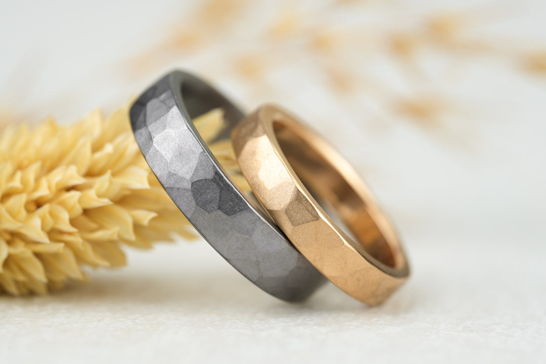 Eheringe " Eclipse " Tantal Rosegold gehämmert