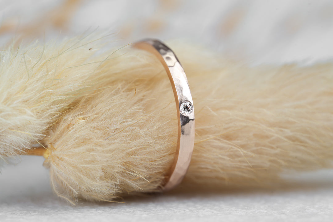 Verlobungsring Rosegold gehämmert