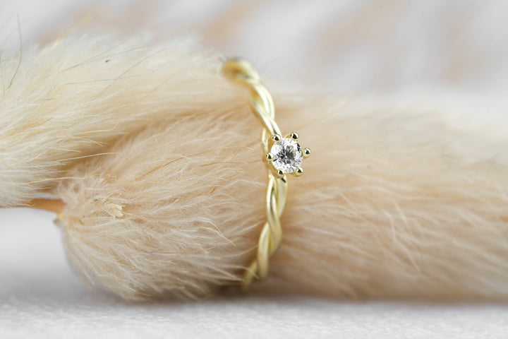 Verlobungsring " Lou " in Gold
