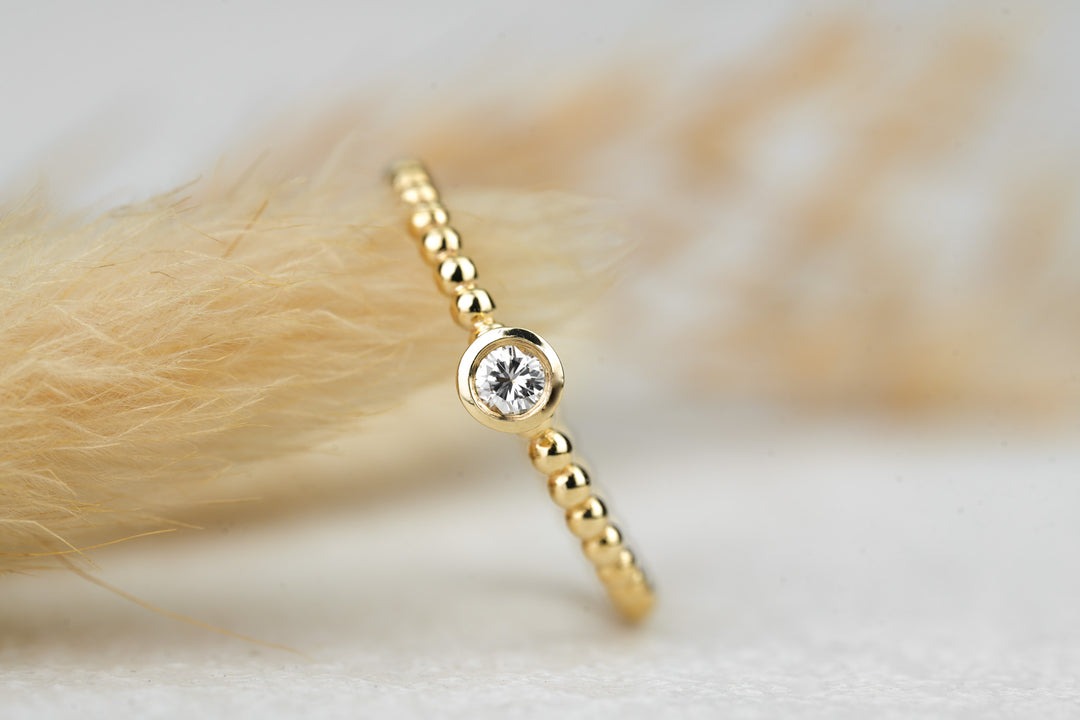 Verlobungsring "Lilo" Kugelring Gold mit Diamant