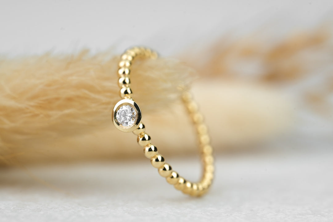 Verlobungsring "Lilo" Kugelring Gold mit Diamant
