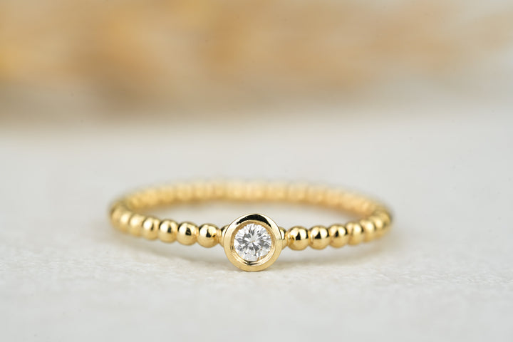 Verlobungsring "Lilo" Kugelring Gold mit Diamant