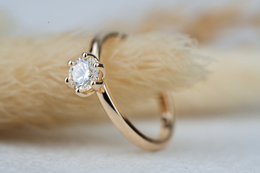 Verlobungsring Fleuch Halbkaraeter Diamant Brillant