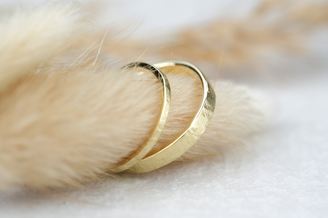 Eheringe Gold 585 strukturiert matt Gelbgold
