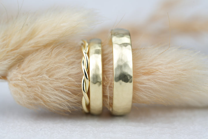Hammerschlag Eheringe Gold 585 mit Vorsteckring