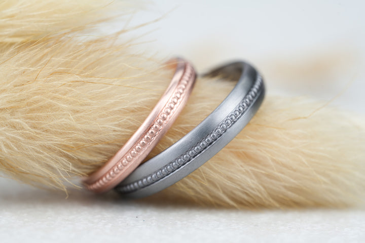 individuelle Eheringe in Tantal und Rosegold Rotgold