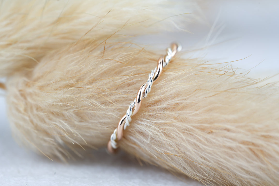 schmaler Vorsteckring Silber Rosegold Kordelring